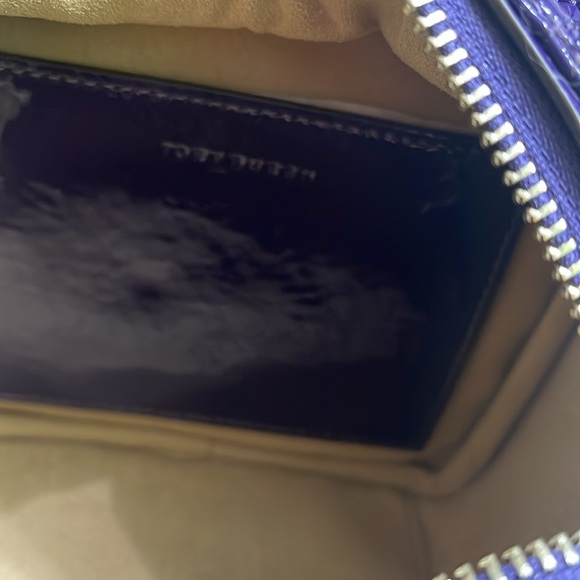 Tory Burch NWT purple patent leather cube embroidered 2 way w/ wallet - Picture 15 of 16